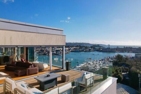Discovery Road, Plymouth PL1 2 bed penthouse for sale
