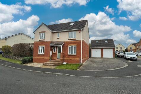 Misterton Close, Plymouth PL9 5 bed detached house for sale