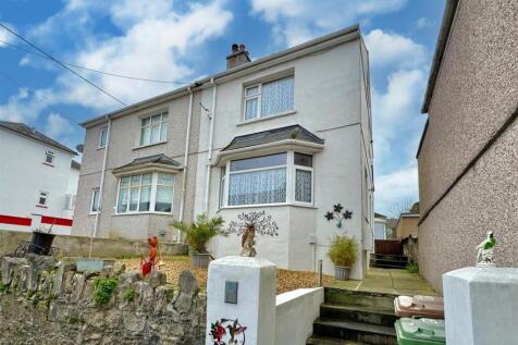 Plymstock Road, Plymouth PL9 4 bed semi