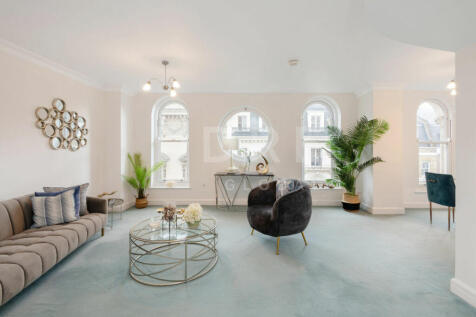Garrick Street, London, WC2E 2 bed apartment for sale