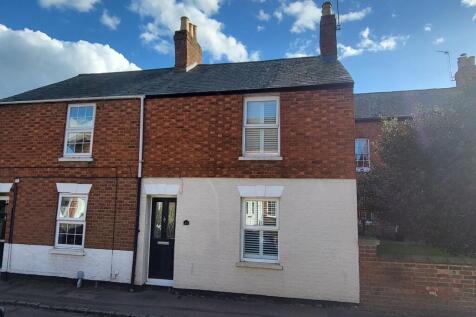 Caldecote Street, Newport Pagnell 2 bed semi
