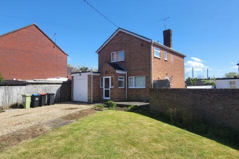 Walton Road, Wavendon, Milton Keynes 3 bed detached house for sale