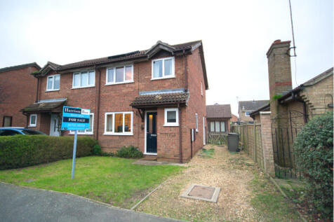 Chaplins Close, Whittlesey PE7 3 bed semi