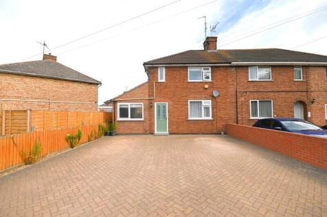 Eastrea Road, Whittlesey PE7 3 bed semi