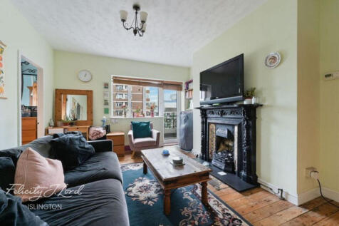 Finn House, Bevenden Street... 3 bed flat for sale