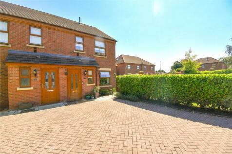 2 bedroom semi-detached house for sale