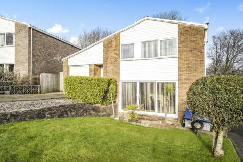 Higfield Park Road, Launceston 4 bed detached house for sale