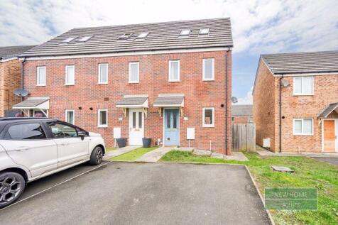 3 bedroom terraced house for sale