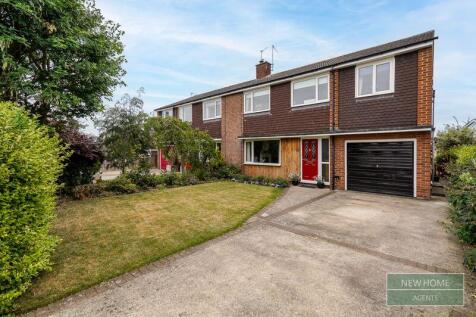 5 bedroom semi-detached house for sale