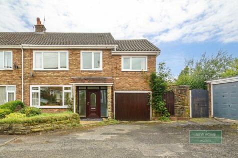 4 bedroom semi-detached house for sale