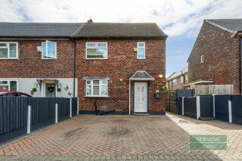 3 bedroom end of terrace house for sale