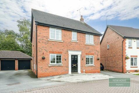 4 bedroom detached house for sale