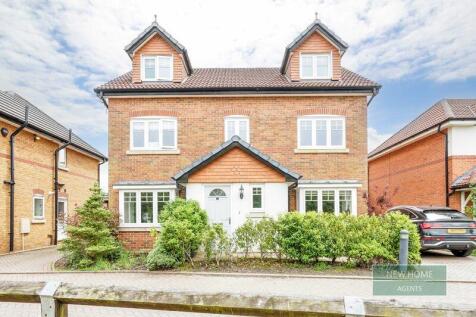 5 bedroom detached house for sale