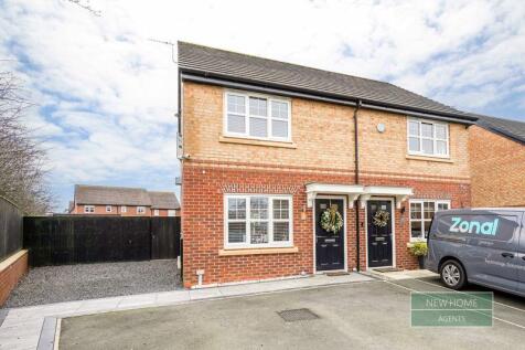 2 bedroom semi-detached house for sale