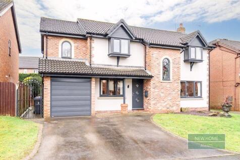 4 bedroom detached house for sale