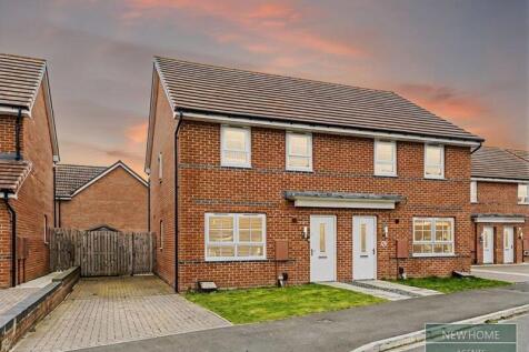 3 bedroom semi-detached house for sale
