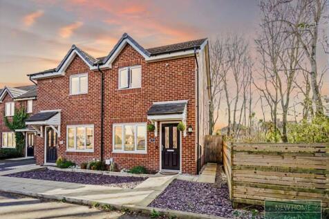 2 bedroom semi-detached house for sale