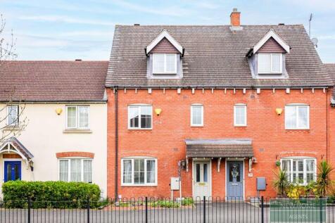 4 bedroom terraced house for sale