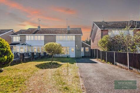 3 bedroom semi-detached house for sale