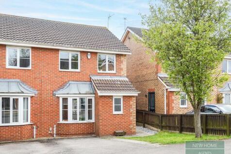 3 bedroom semi-detached house for sale