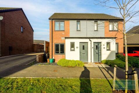 2 bedroom semi-detached house for sale