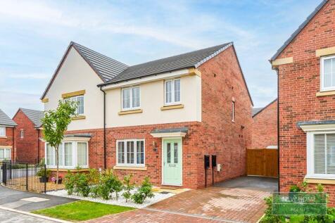 3 bedroom semi-detached house for sale