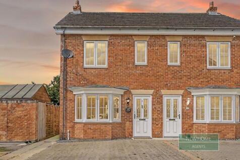 2 bedroom semi-detached house for sale