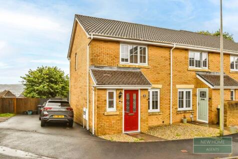 2 bedroom end of terrace house for sale