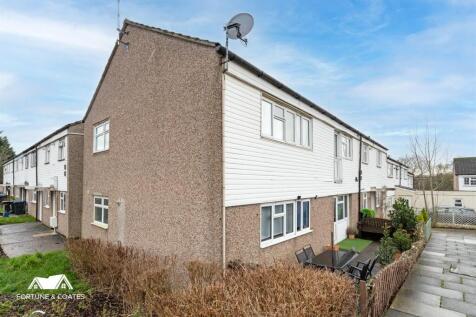 2 bedroom maisonette for sale