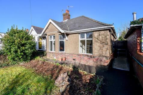 2 bedroom semi-detached bungalow for sale