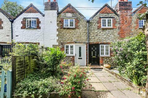 High Street, Old Oxted, RH8 9LN 1 bed terraced house for sale