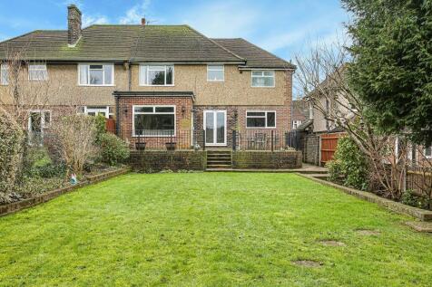 Norfolk Avenue, Sanderstead, CR2 8BS 4 bed semi