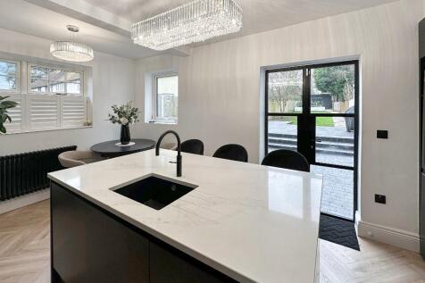 Limpsfield Road, Warlingham, Surrey... 3 bed end of terrace house for sale