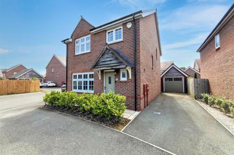 Balsam Road, West Timperley, Altrincham 4 bed detached house for sale