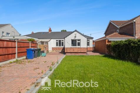 3 bedroom semi-detached bungalow for sale