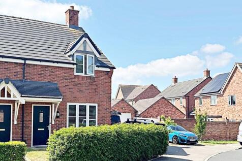 2 bedroom semi-detached house for sale