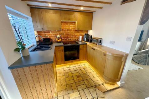 High Street, Bedford MK45 1 bed terraced house for sale