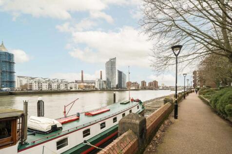 3 bedroom flat for sale