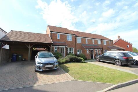 3 bedroom end of terrace house for sale
