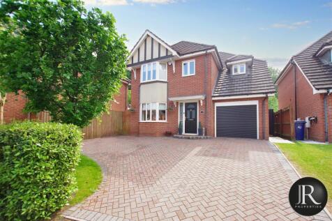 Pinetrees, Brereton WS15 4 bed detached house for sale