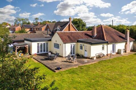 Syleham, Eye 4 bed detached bungalow for sale