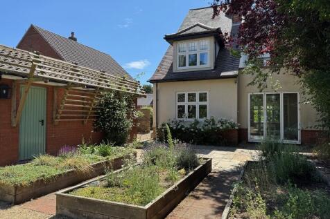 Diss 4 bed detached house for sale