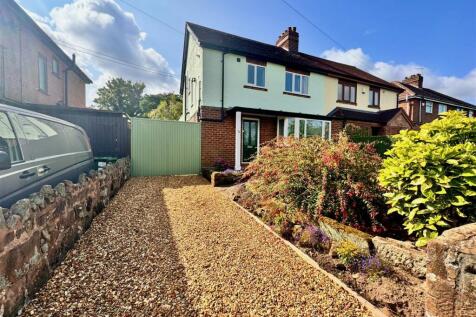 3 bedroom semi-detached house for sale