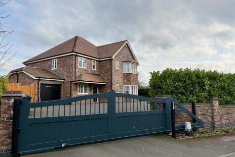 Willowdale, Hawthorne Lane, Codsall... 5 bed detached house for sale
