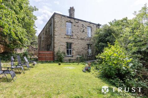 Old Bank Road, Dewsbury, West... 5 bed semi