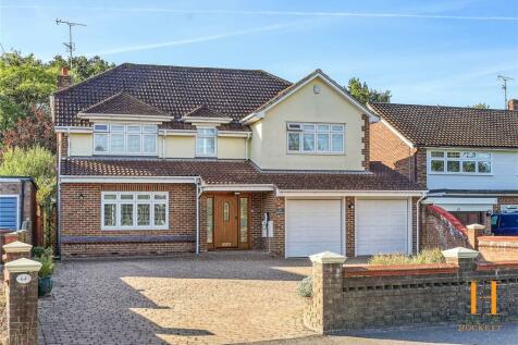 5 bedroom detached house for sale