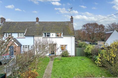 Church End Lane, Runwell, Wickford... 3 bed semi