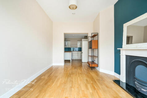 Clissold Crescent, Stoke Newington, N16 2 bed apartment for sale