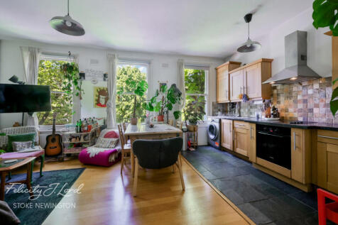 Evering Road, London N16 1 bed flat for sale