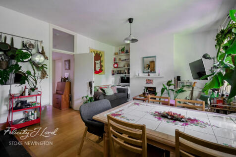 Evering Road, London N16 1 bed flat for sale